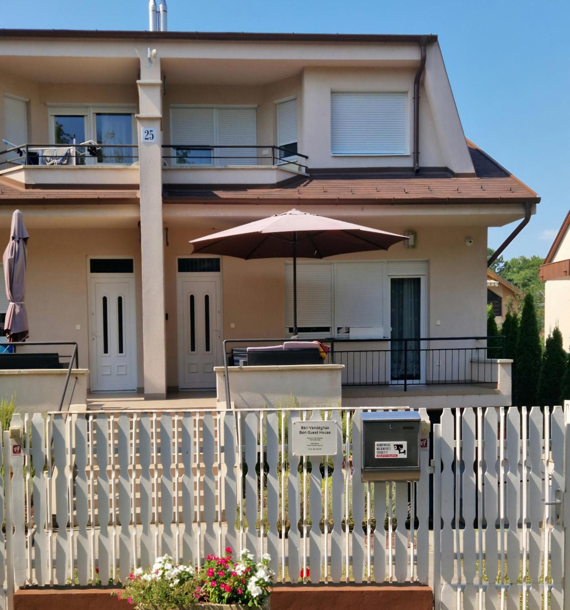 Beri Apartman Siofok Exterior photo